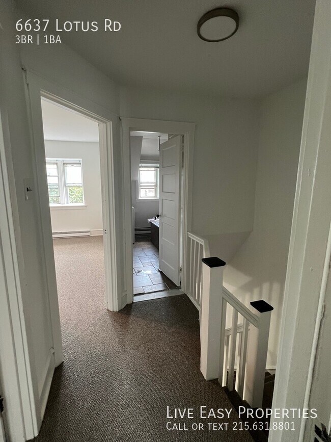 Building Photo - Beautiful 3 Bed / 1 Bath and Amazing Street!