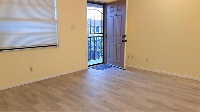 Building Photo - 9466 Boca Cove Cir