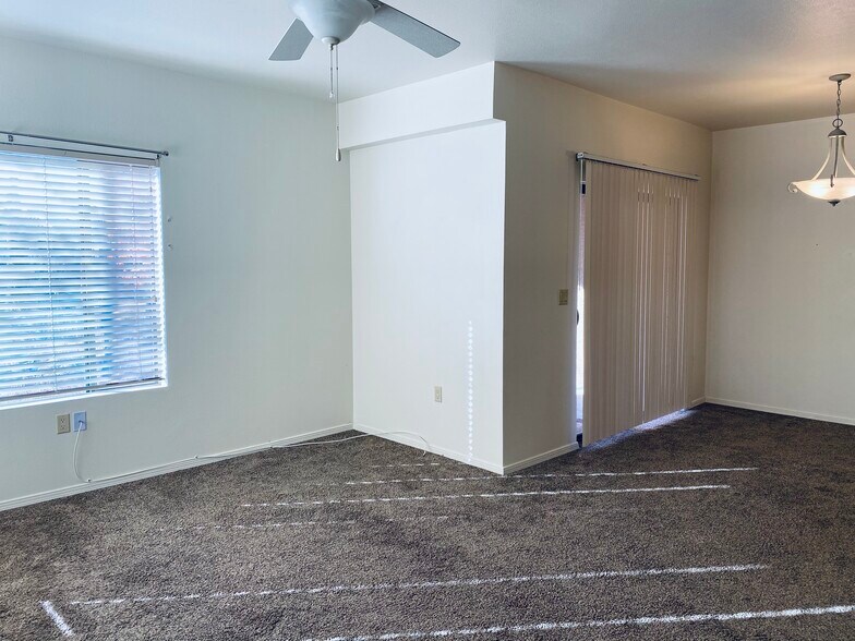 Building Photo - 3650 Morning Star Dr