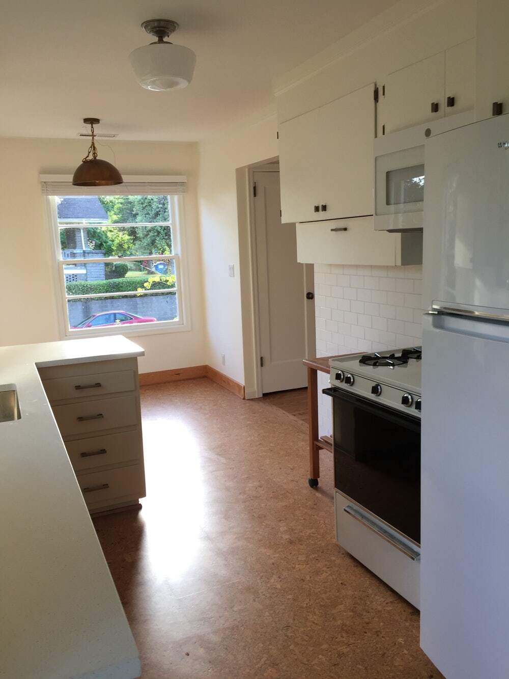 Building Photo - 4070 NE 8th Ave