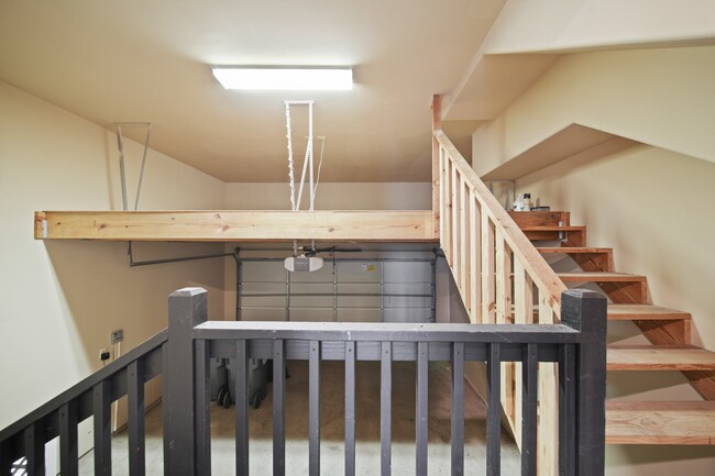 Building Photo - 1250 W 23rd St