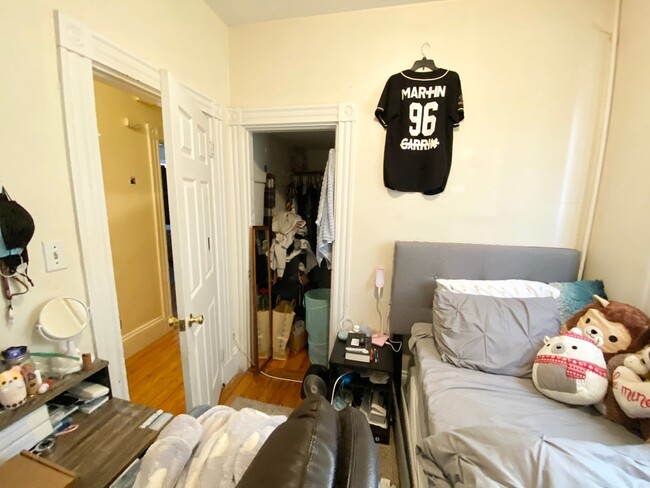 Building Photo - Calumet Street in Mission Hill - 4Bed Modern $5600