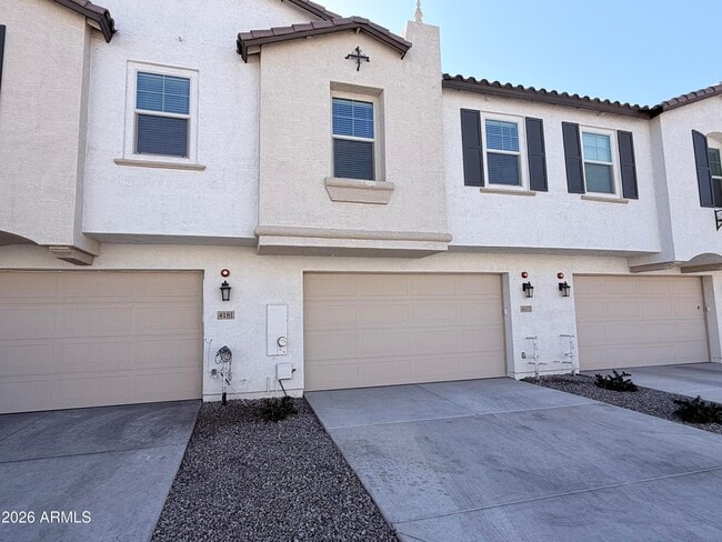 Building Photo - 4177 E Pinto Dr