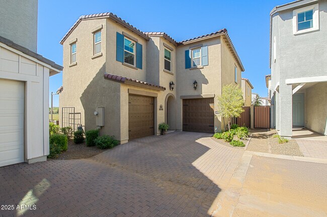 Primary Photo - 4830 S Ferric