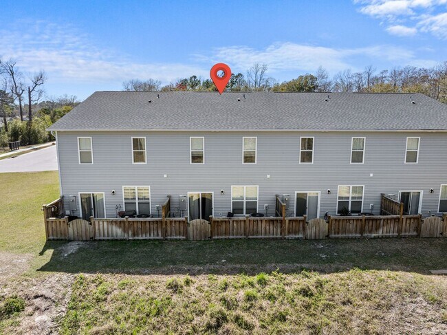 Building Photo - 148 Aspen Rd