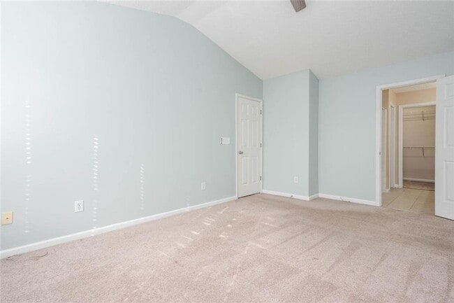 Building Photo - 380 Wittenridge Ct
