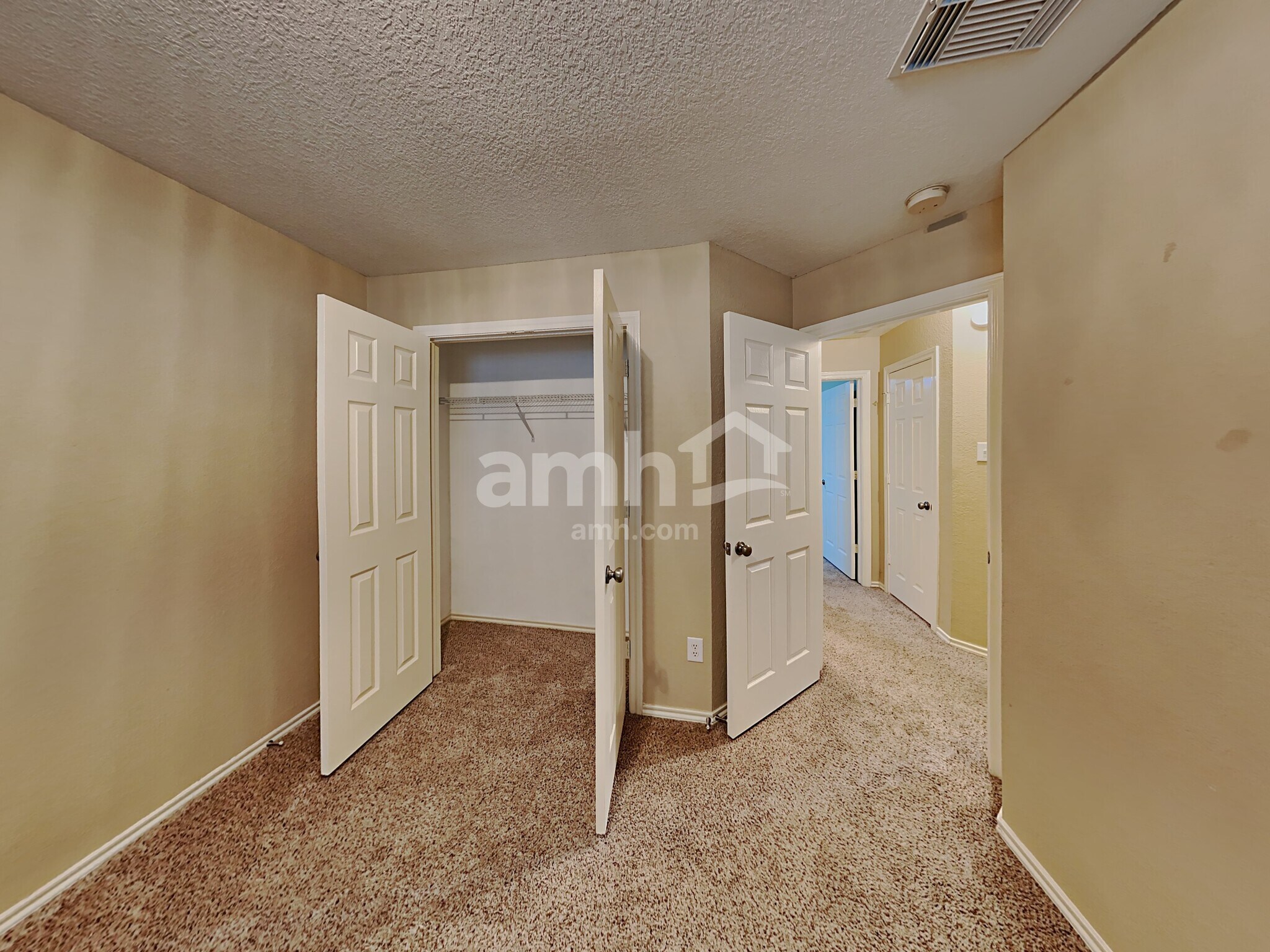 Building Photo - 9215 Birch Springs Dr