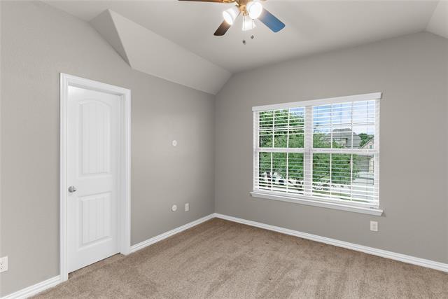 Building Photo - 701 Spring Falls Dr