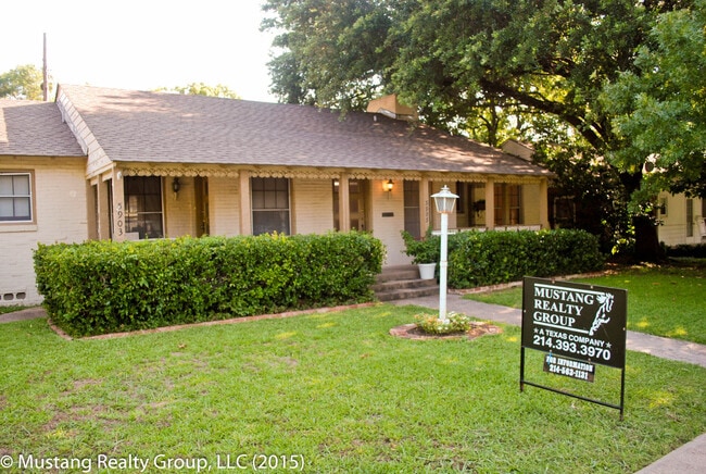 Primary Photo - 5905 Revere Pl