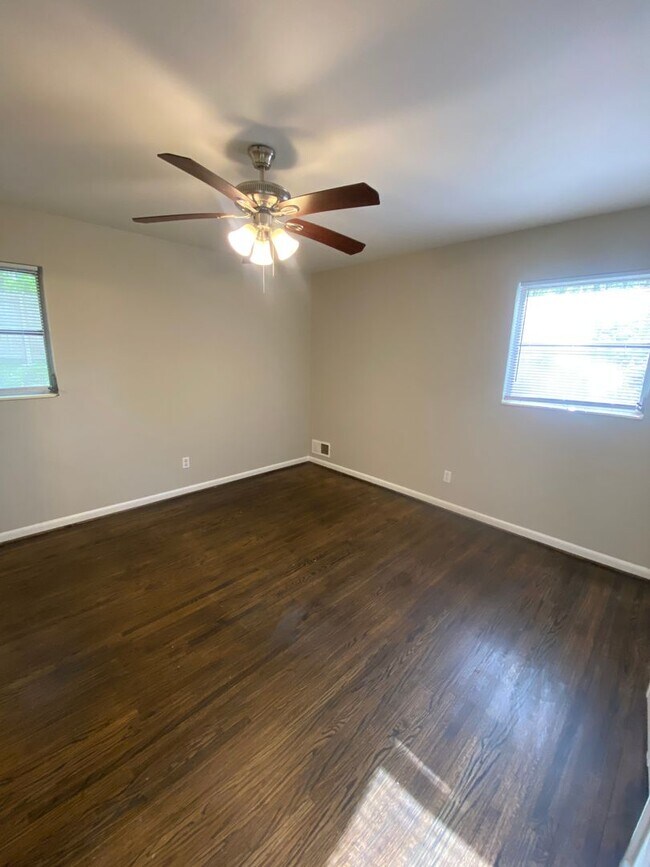 Building Photo - Beautiful 3BR Home – Comfort & Functionality