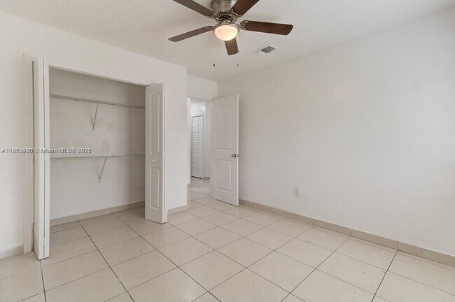 Building Photo - 14221 SW 106th Terrace