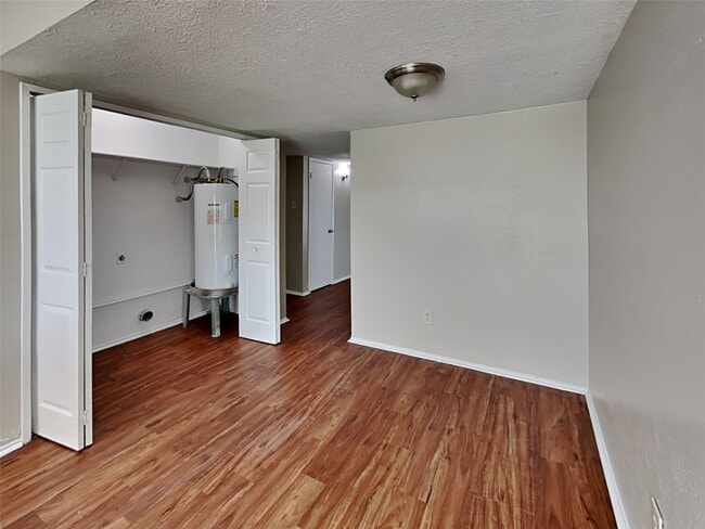 Building Photo - 6646 Loch Langham Dr