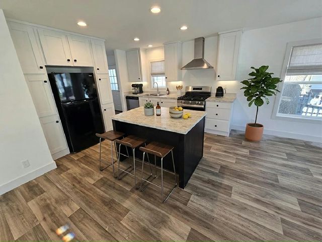Building Photo - 205 Janjo Dr