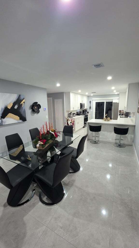 Building Photo - 131 Puffin Ct