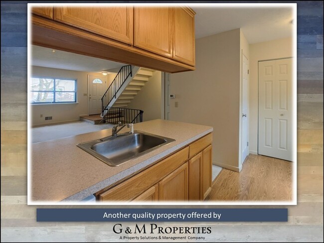 2 Bedroom Townhome - Available off of Fren... - 553 Eastbrooke Ln ...