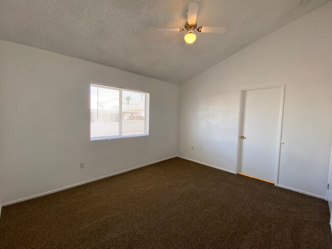 Building Photo - Great 2 Bedroom Home in Bullhead City!