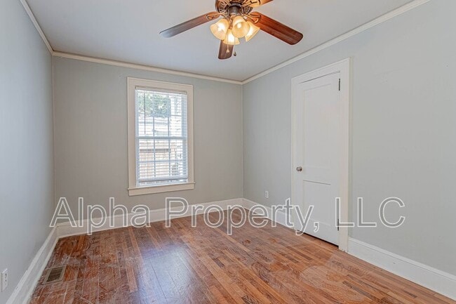 Building Photo - 14 Skyland Dr