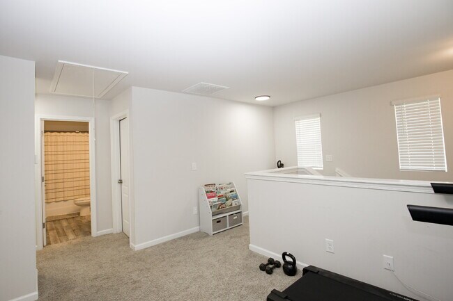 Building Photo - "Charming 3-Bed Oasis with 2.5 Baths on Century Lane, Cameron – Spacious 1744 sq. ft. Retreat!"