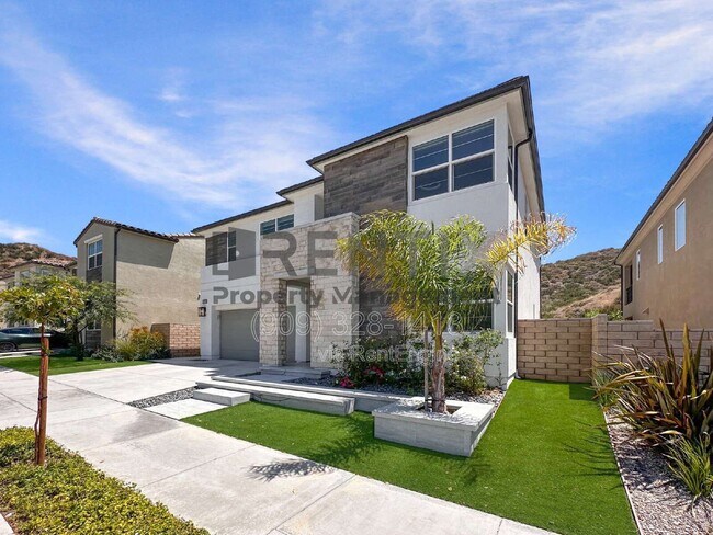 Building Photo - 19206 Blackthorn Dr