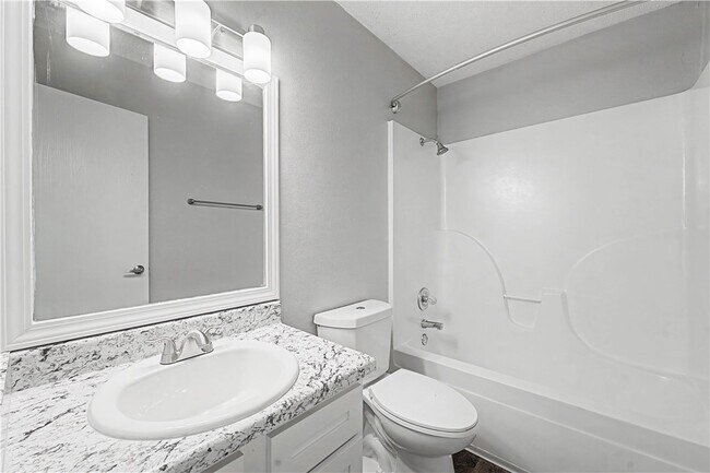 Building Photo - 4380 W Thrasher Dr