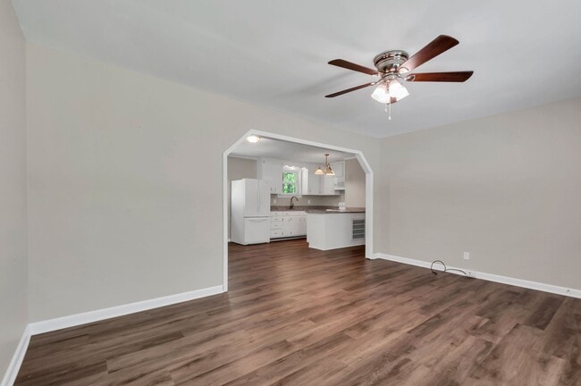 Building Photo - 7311 Birch Bark Dr