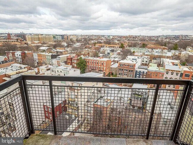 Building Photo - 437 New York Ave NW
