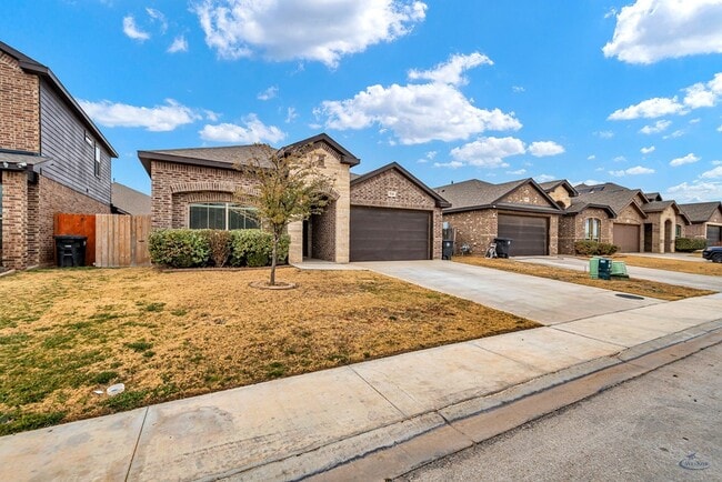 Building Photo - 7041 XIT Ranch Rd