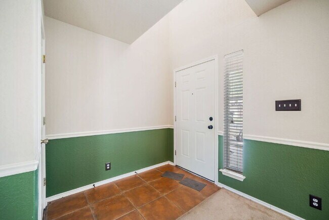 Building Photo - 7715 Black Oak Pass