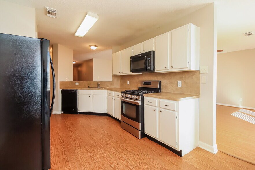 Building Photo - 16115 Purpleridge Ct