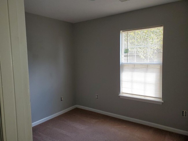 Building Photo - 109-111 Wolfe St