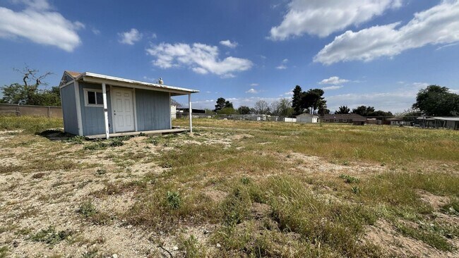 Building Photo - 3 Bedroom 2 Bath Home Located on Large Lot in Cherry Valley!