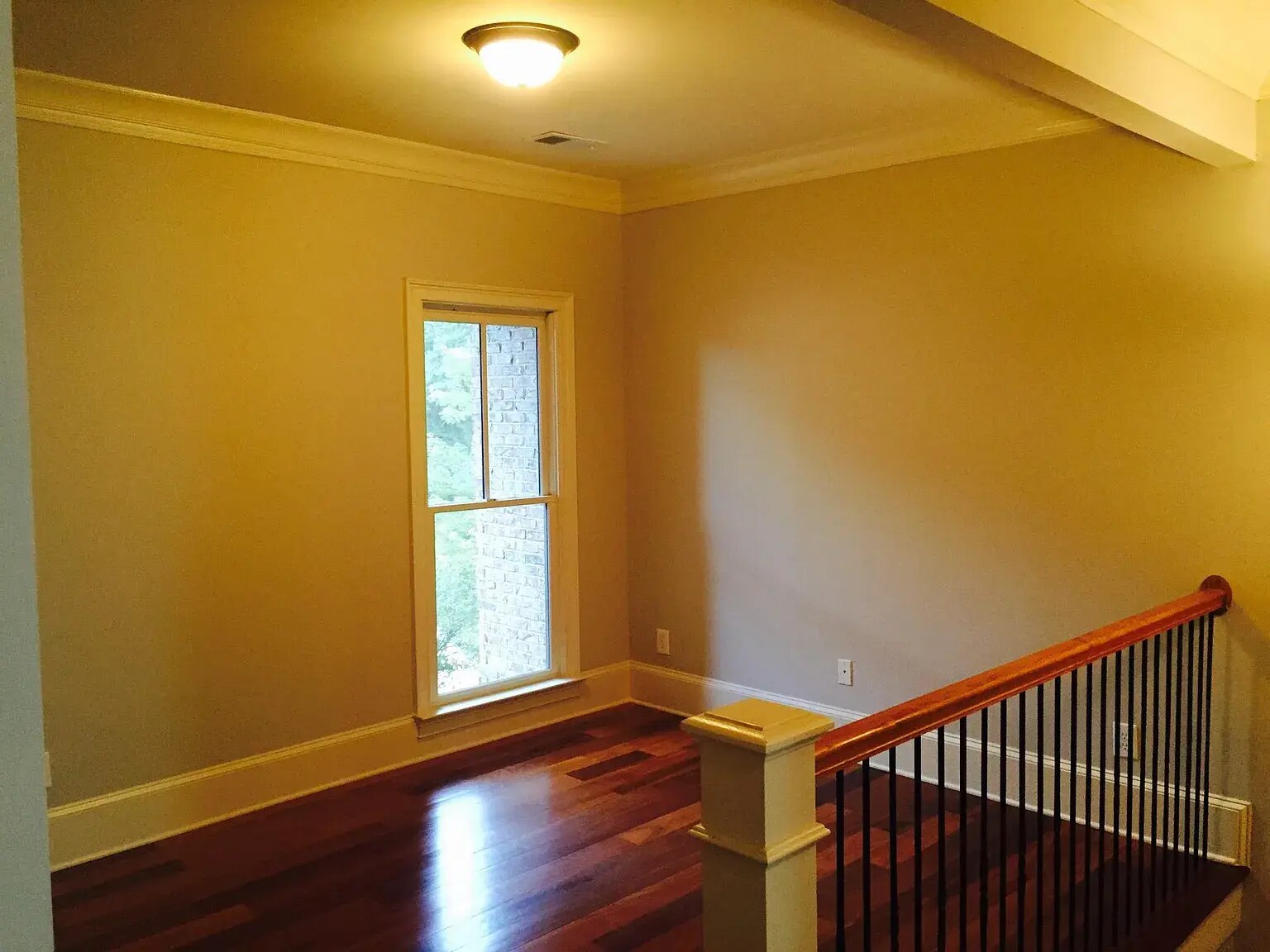 Building Photo - 4222 Rickenbacker Dr NE
