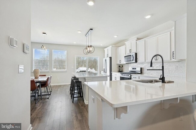 Building Photo - 12 Palermo Ln