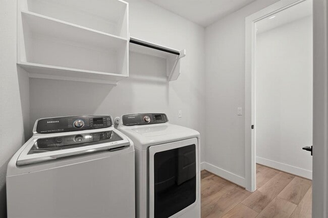 Building Photo - 7701 Boyd Hvn Dr