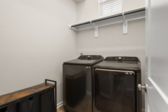 Building Photo - 3109 Secret Lagoon Ln