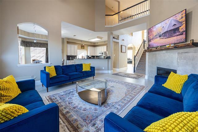 Building Photo - 9216 Sterling Gate Dr