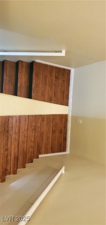 Building Photo - 2050 W Warm Springs Rd