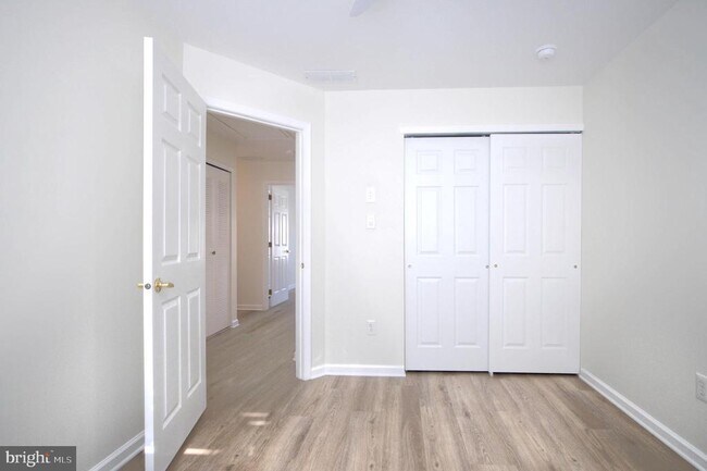 Building Photo - 18 Alexandra Ct