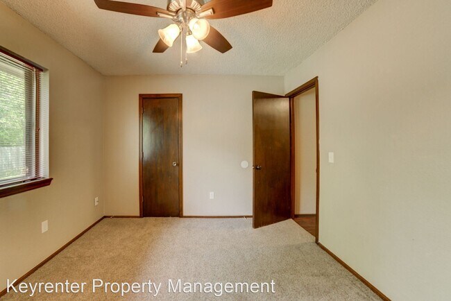 Building Photo - 3 br, 2 bath House - 8710 N 121st E Ave