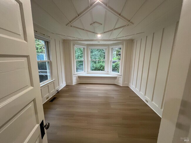 Building Photo - 127 Bolinas Ave