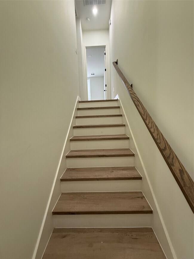 Building Photo - 1815 McKee St