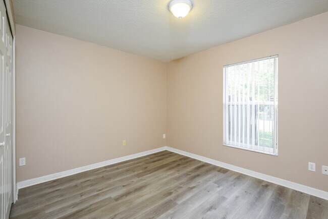 Building Photo - 120 Stephen Ave