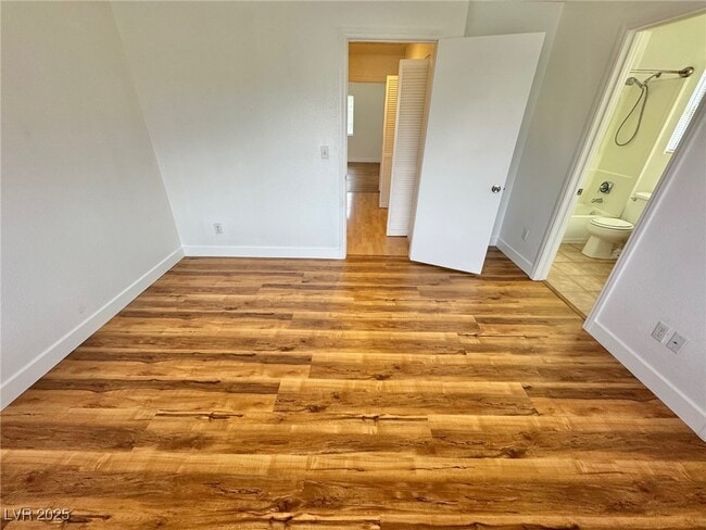 Building Photo - 9916 La Paca Ave