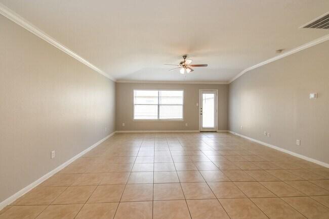 Building Photo - 8322 Wainwright Way