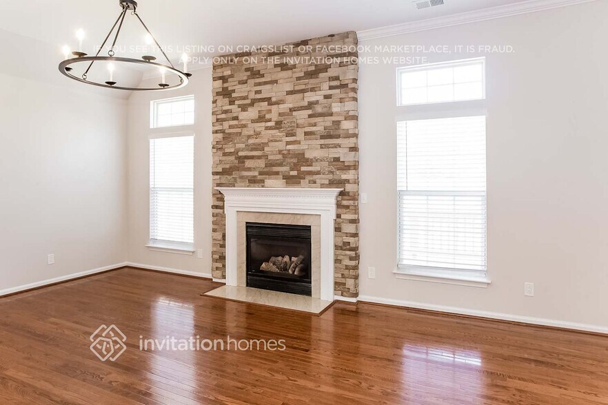 Building Photo - 160 Flowering Grove Ln