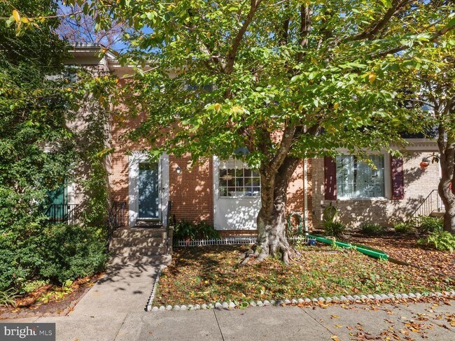 Building Photo - 2805 Lafora Ct