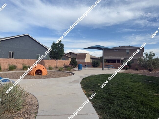 Building Photo - Great 4 bedroom home - Rio Rancho