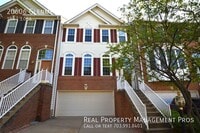 Building Photo - 20606 Glenmere Square