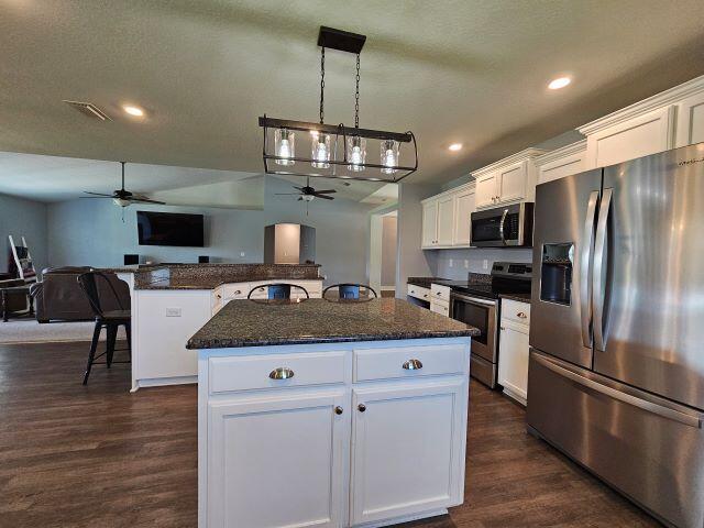 Building Photo - 5787 Dogwood Dr E