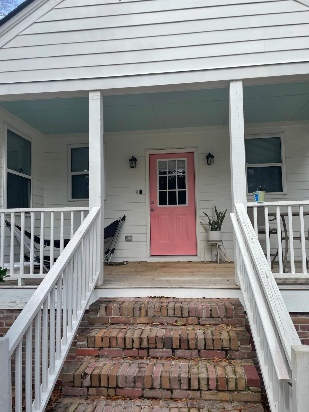 Building Photo - 3965 Saint Johns Ave